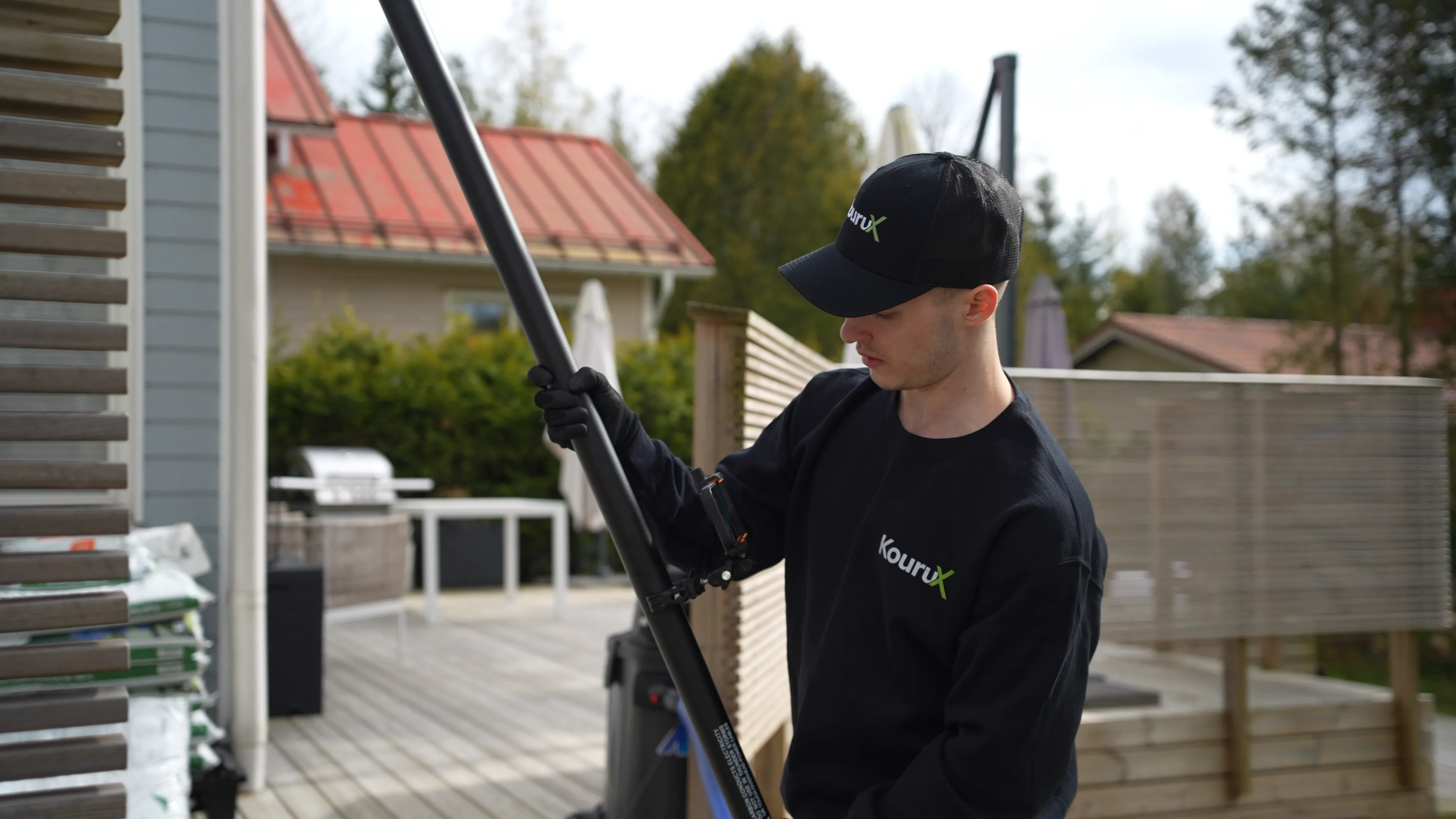 KouruX tekijä kokoaa ränni-imuria